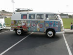 Vintage Volkswagen microbus hs awesome Woodstock graphics